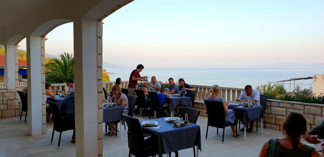 Pansion Braco Bed & Breakfast Zavala Exterior foto