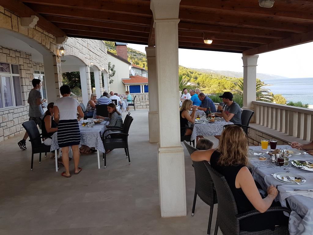 Pansion Braco Bed & Breakfast Zavala Exterior foto